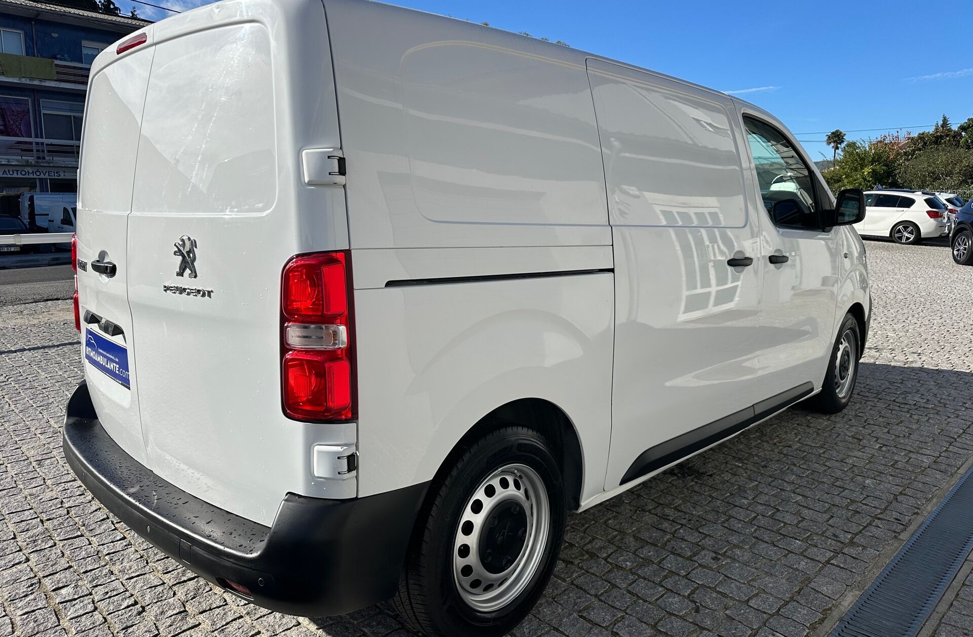 PEUGEOT Expert 1.6 BlueHDi L2H1 Premium Standard