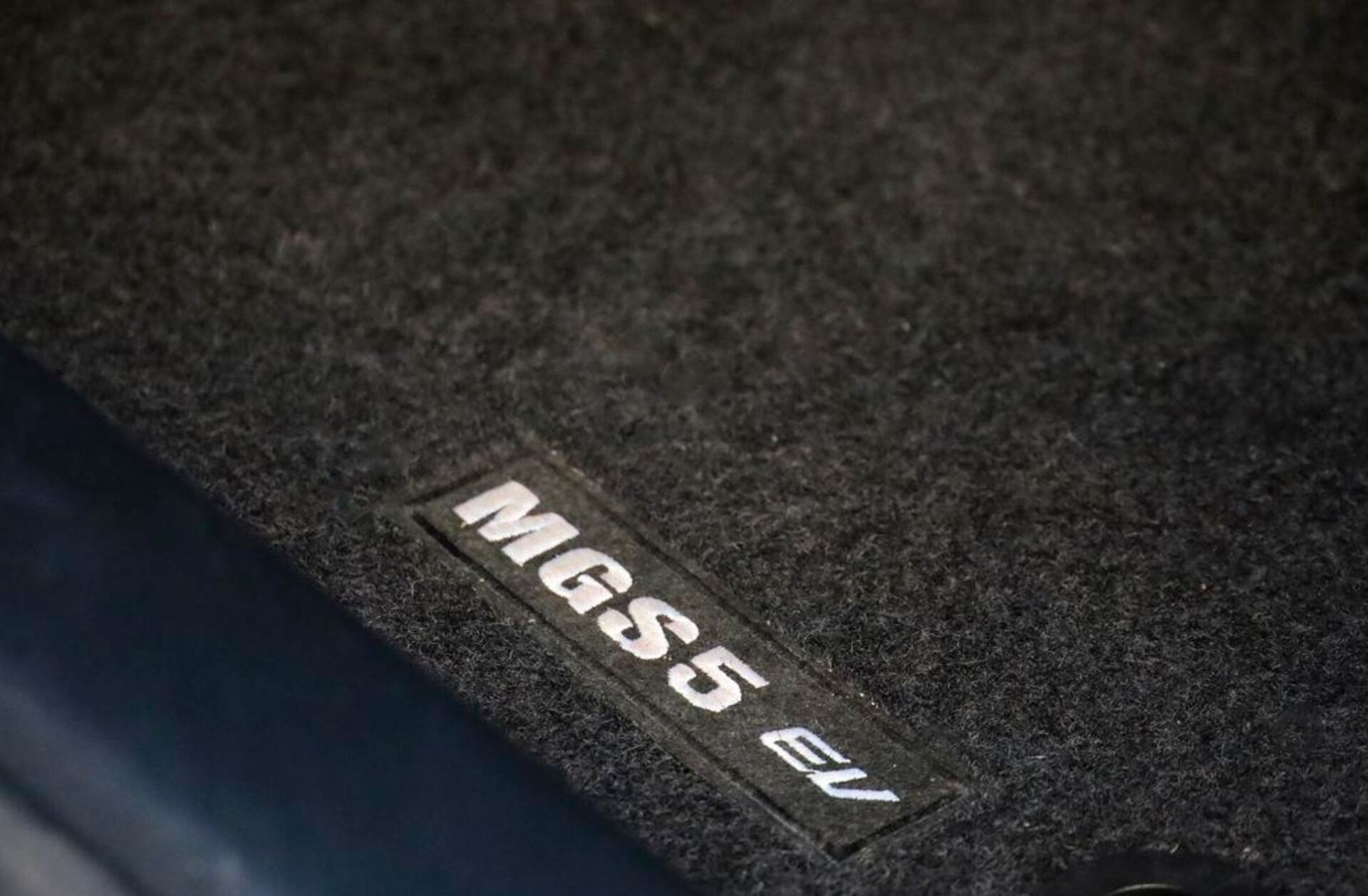 MG ZS 72.6 kWh Luxury