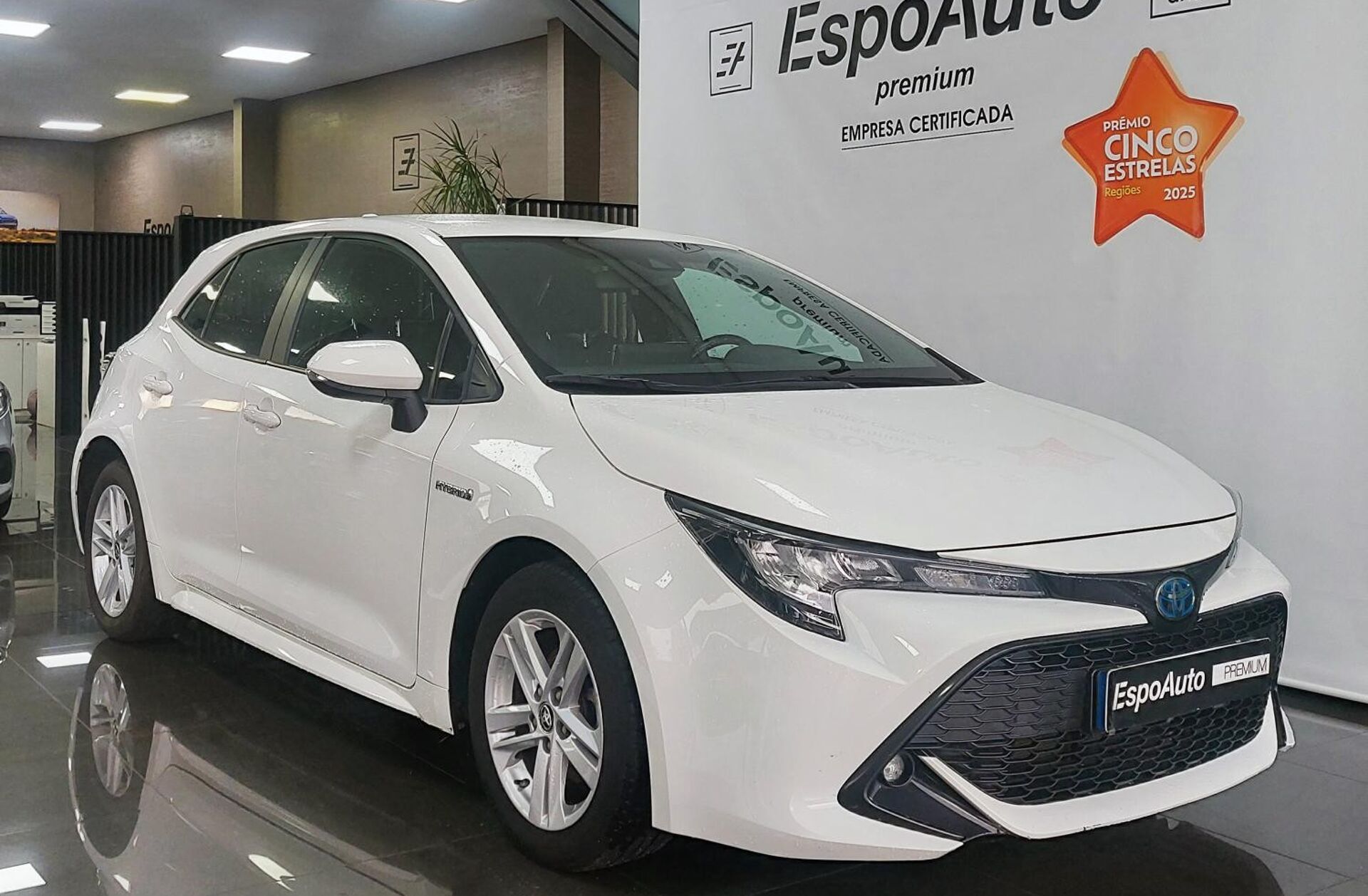 TOYOTA Corolla 1.8 Hybrid Comfort
