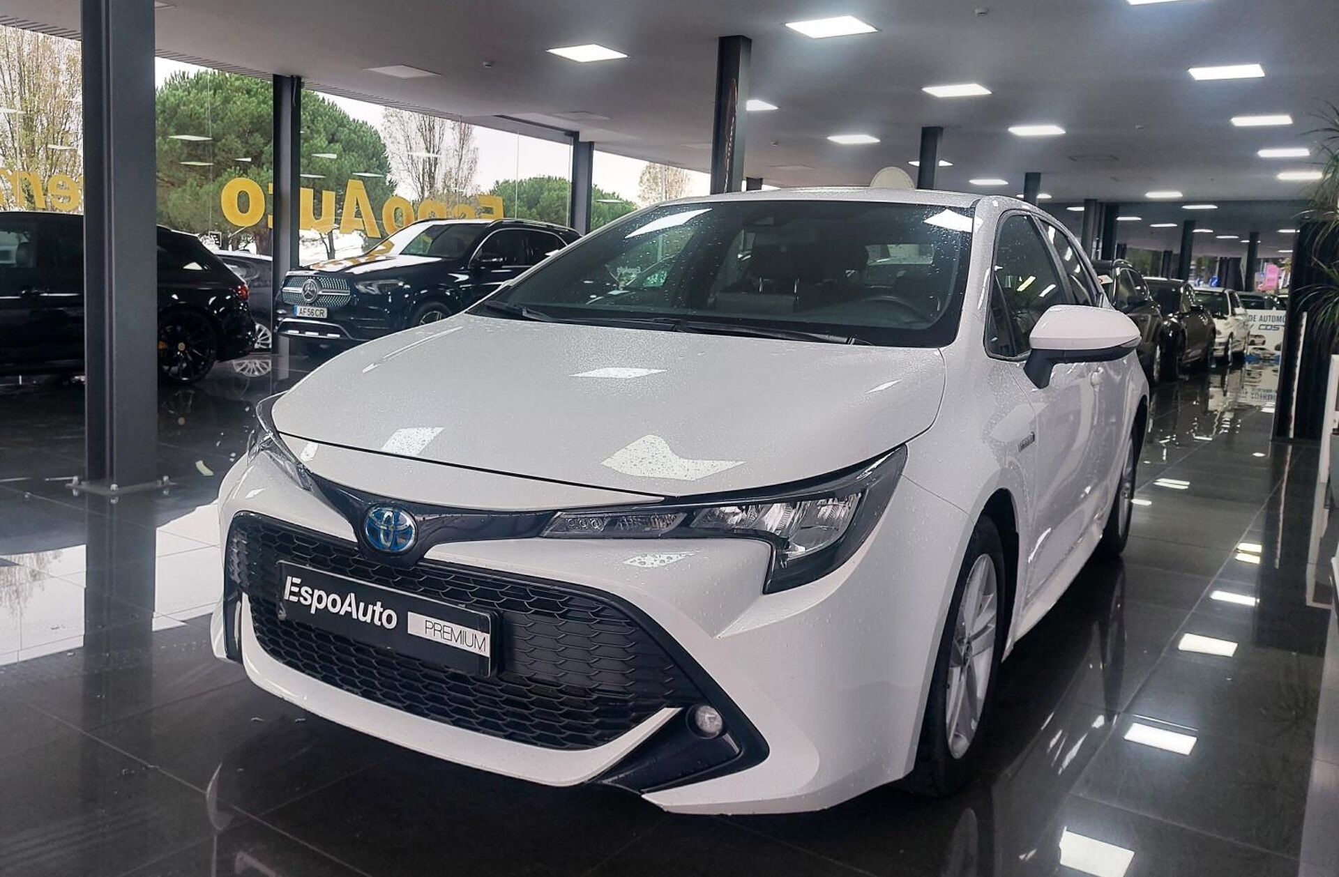 TOYOTA Corolla 1.8 Hybrid Comfort