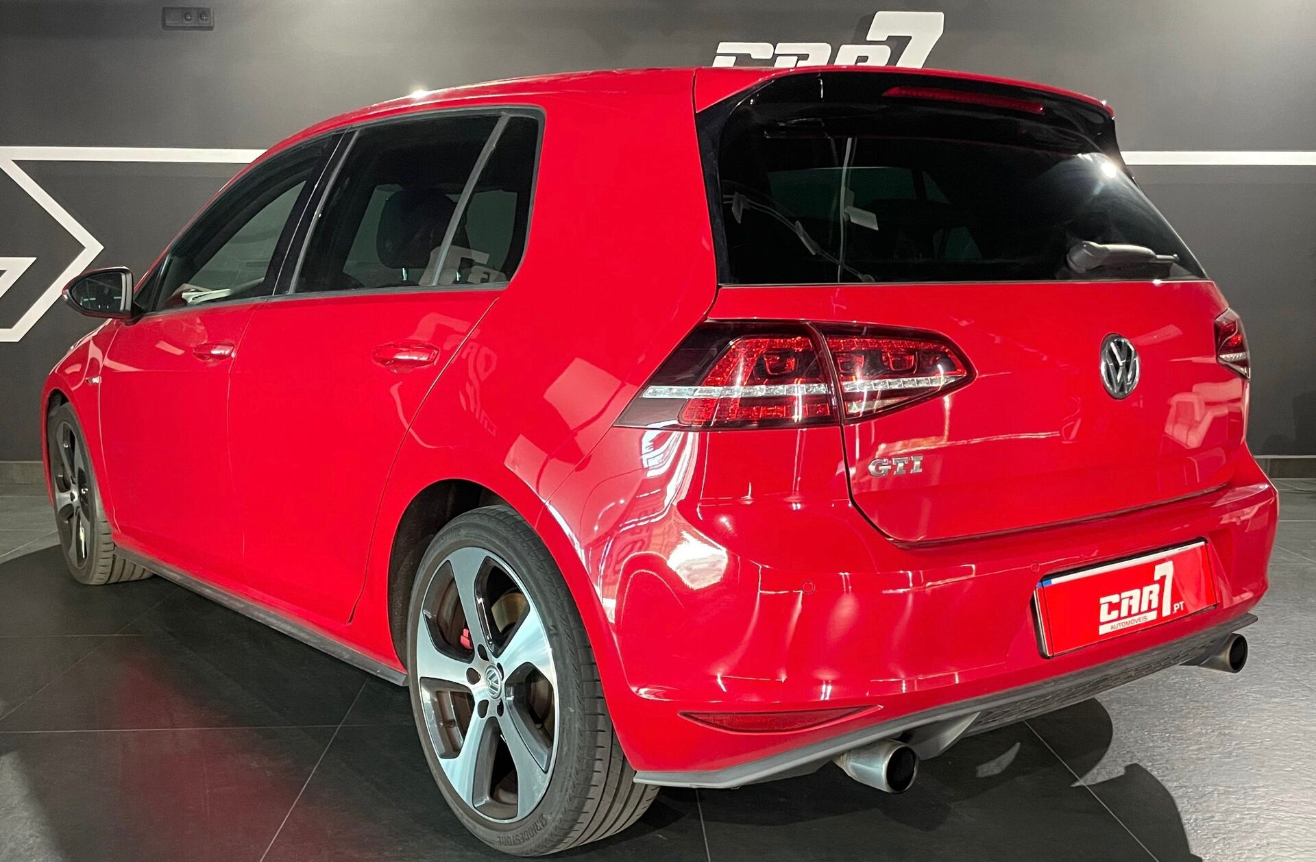 VOLKSWAGEN Golf 2.0 TSi GTi DSG Performance