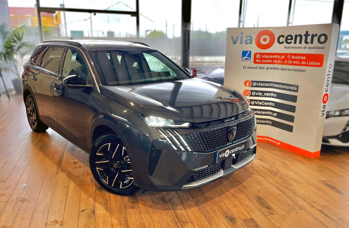 PEUGEOT 5008 1.2 Hybrid Allure e-DCS6