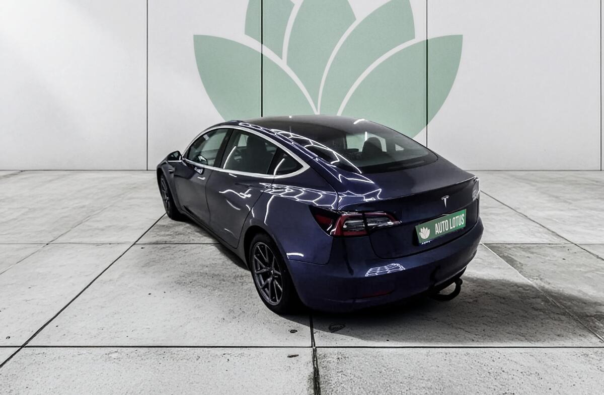 TESLA Model 3 Standard Range Plus RWD