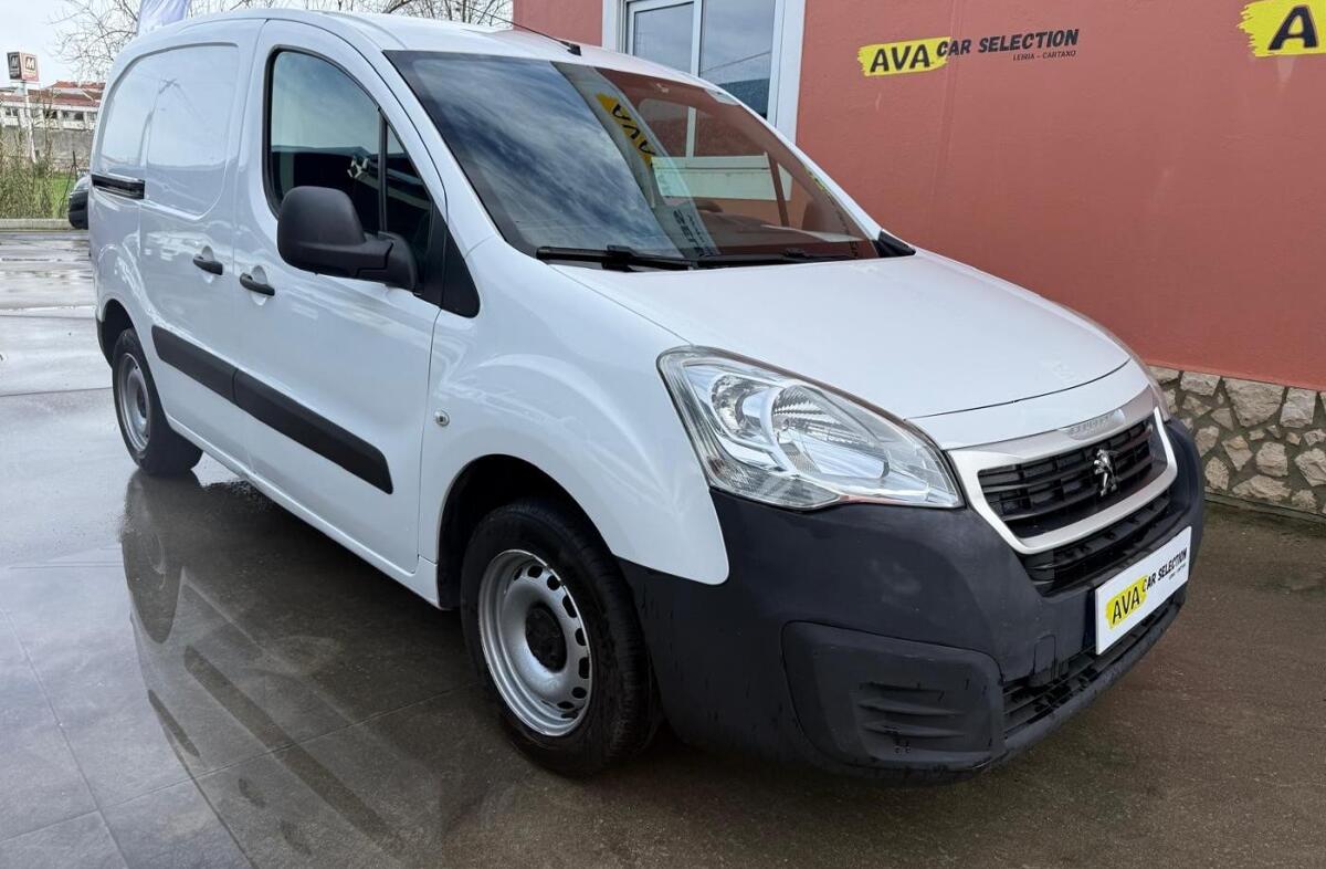 PEUGEOT Partner 1.6 BlueHDi Outdoor