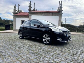 PEUGEOT 208 1.6 e-HDi Allure