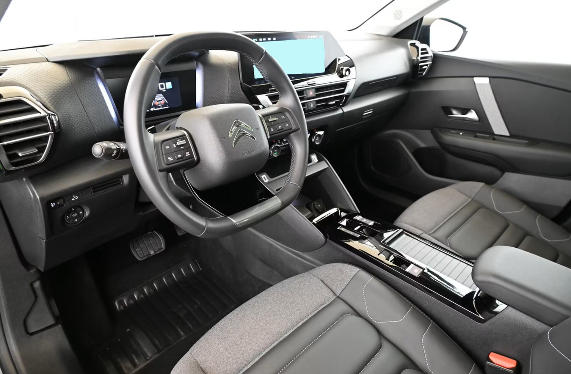 CITROEN C4 X 1.2 PureTech Max EAT8