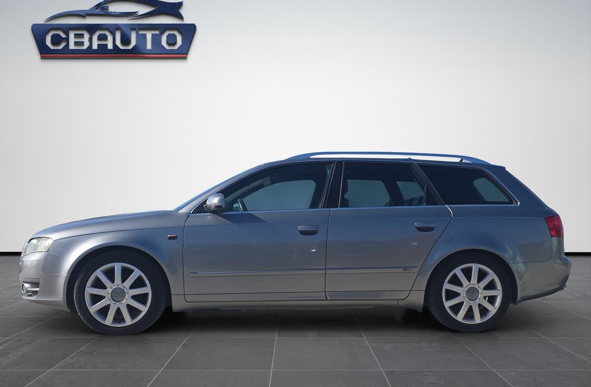 AUDI A4 2.0 TDi S-line