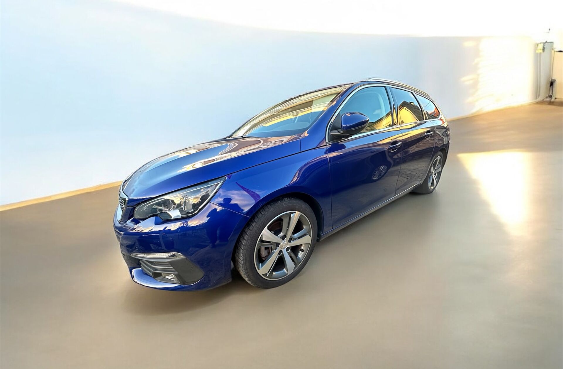 PEUGEOT 308 SW 1.6 BlueHDi Allure EAT6