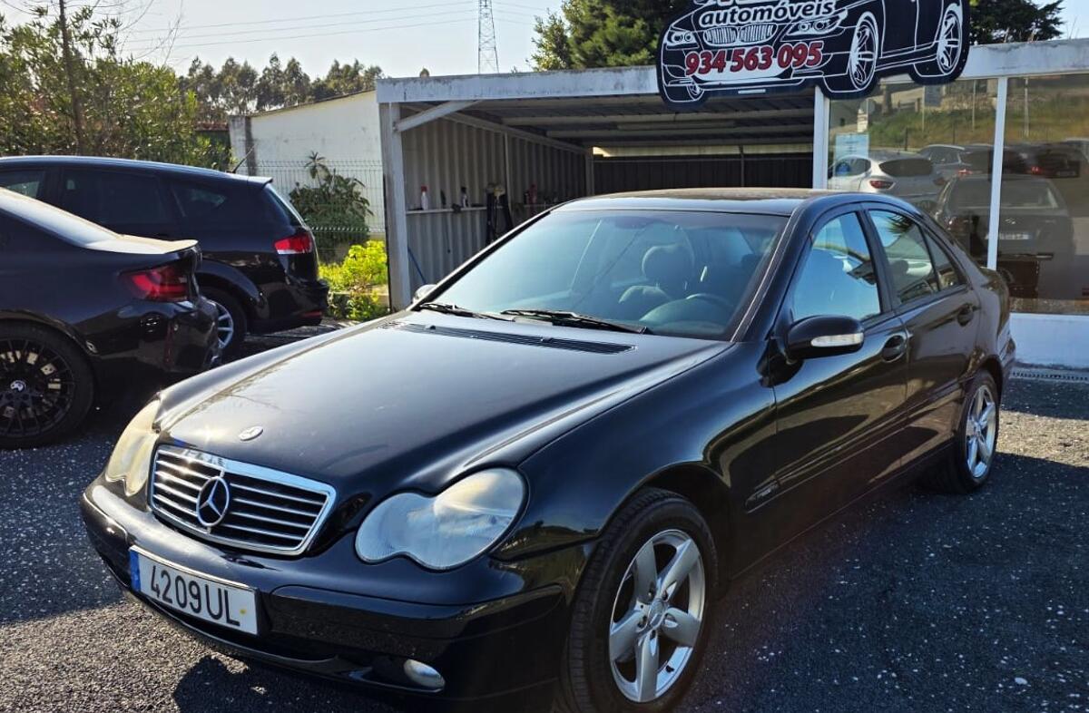 MERCEDES Classe C C 220 CDI Classic