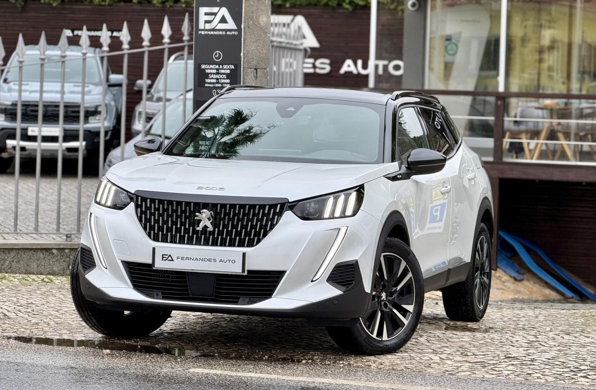 PEUGEOT 2008 1.5 BlueHDi GT Pack EAT8