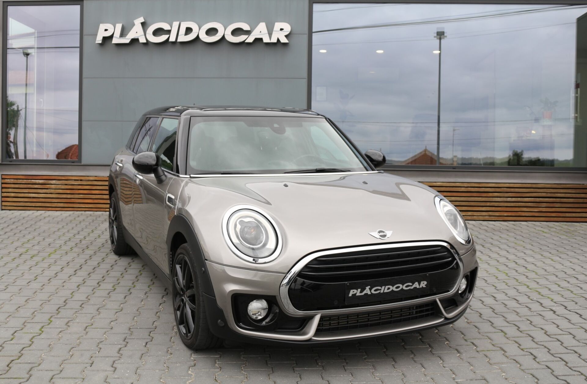 MINI Mini John Cooper Works Auto Desportiva