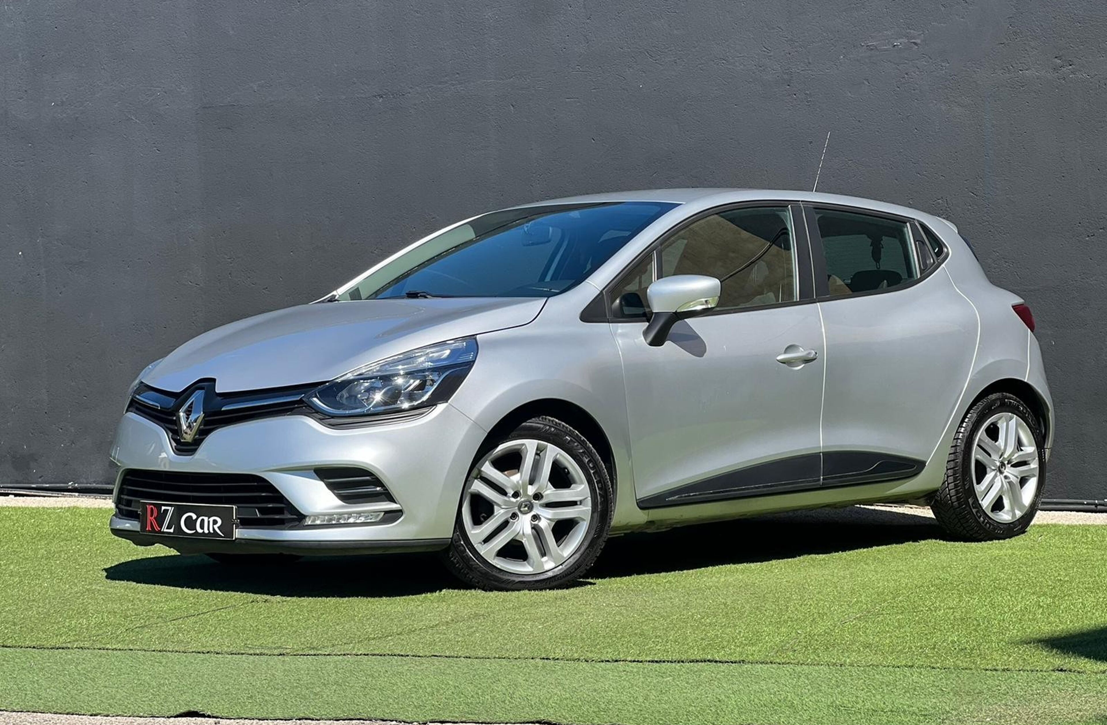 RENAULT Clio 1.5 dCi Zen