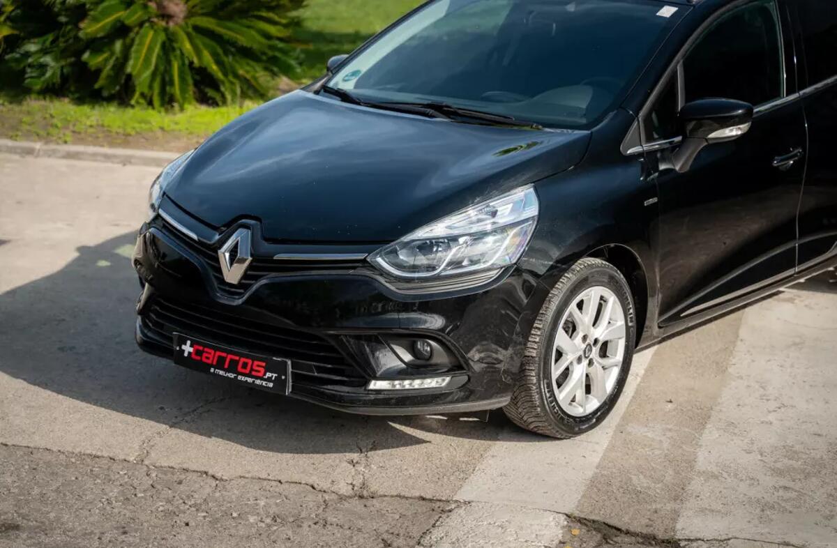 RENAULT Clio ST 0.9 TCe Limited
