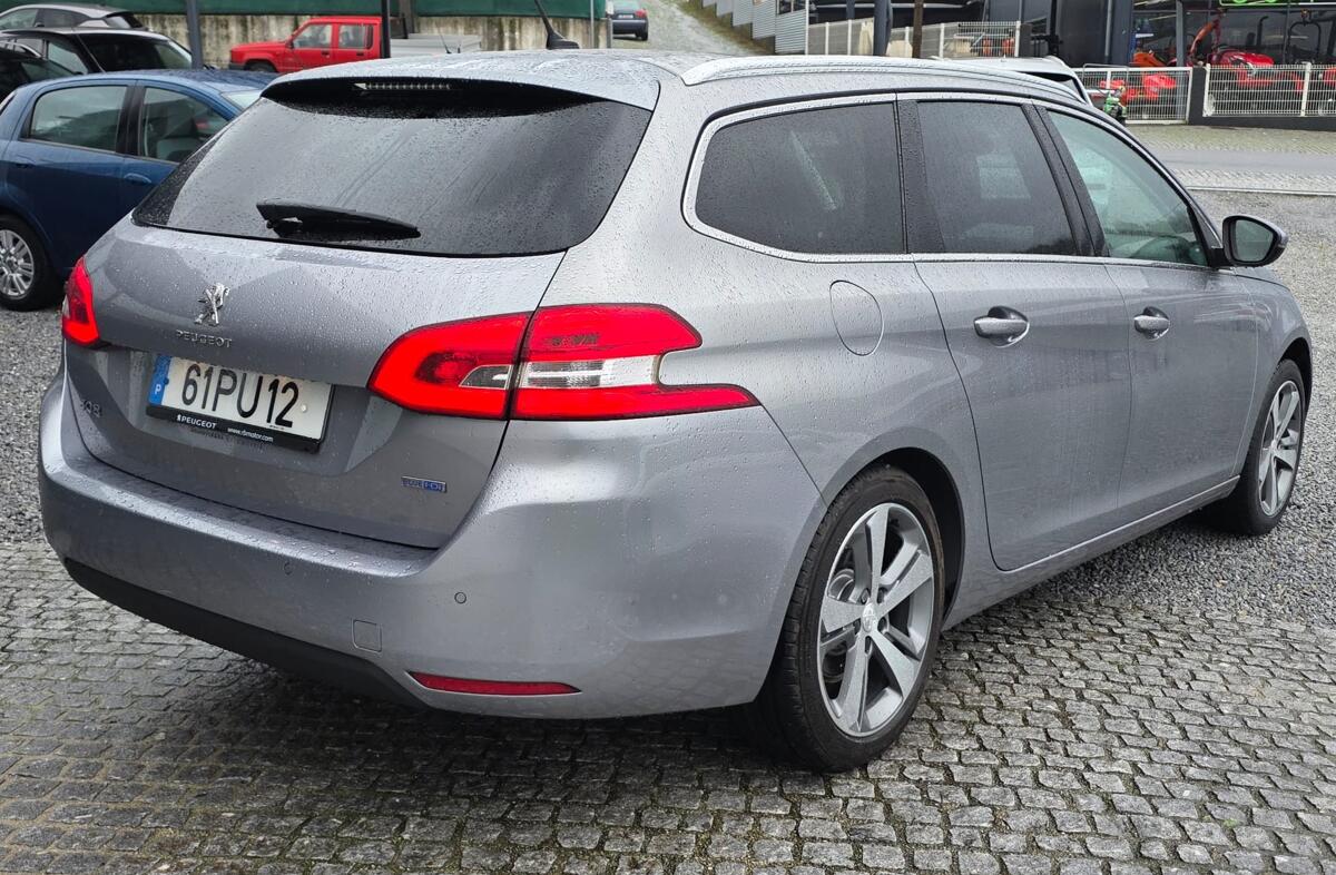 PEUGEOT 308 SW 1.6 BlueHDi Allure J17