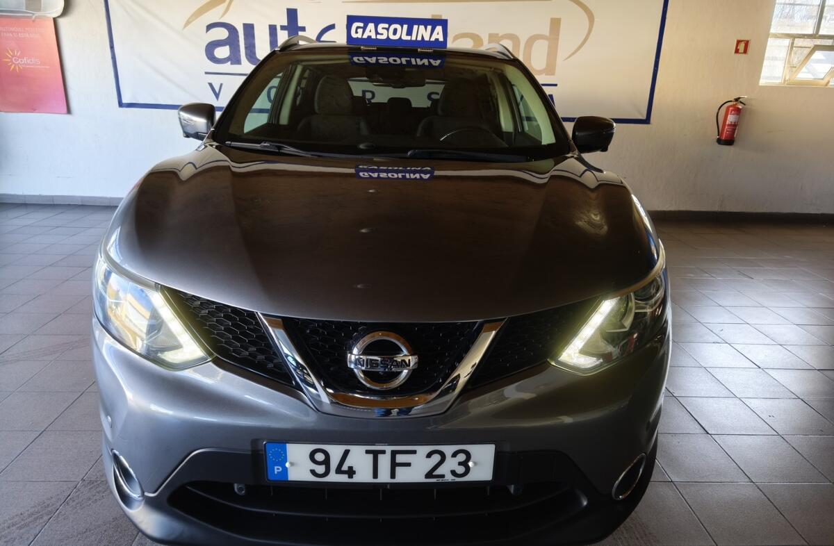 NISSAN Qashqai 1.2 DIG-T Acenta