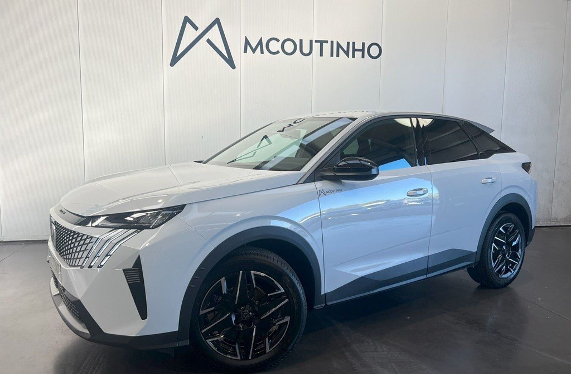 PEUGEOT 3008 1.2 Hybrid Allure e-DCS6