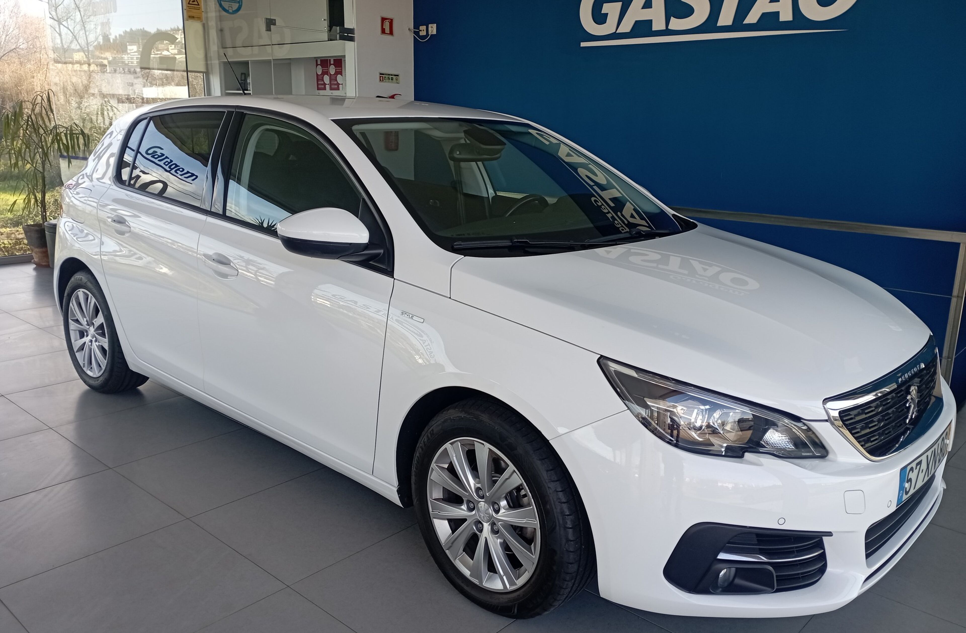 PEUGEOT 308 1.2 PureTech Style
