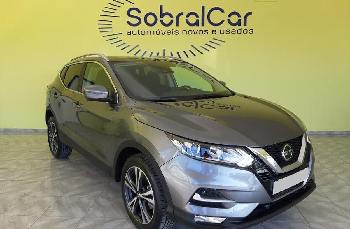 NISSAN Qashqai 1.5 dCi N-Connecta J18