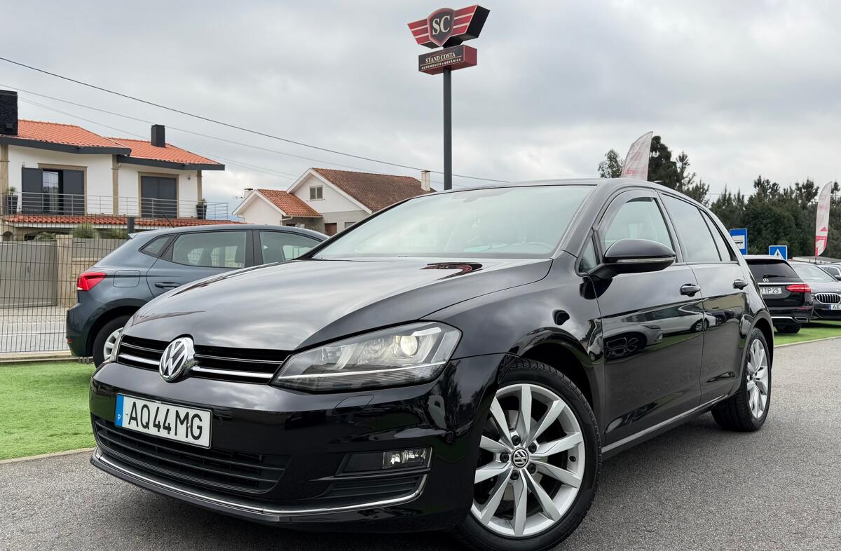 VOLKSWAGEN Golf 2.0 TDi Highline DSG
