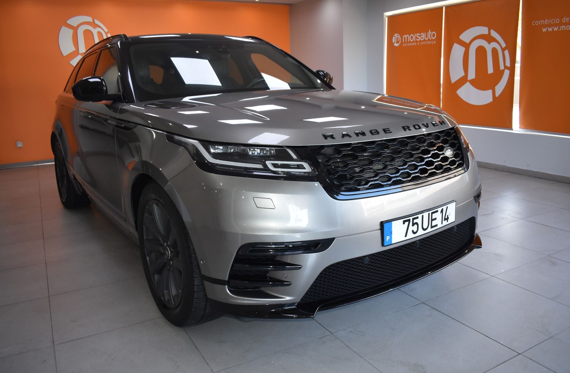LAND ROVER Range Rover 2.0 D R-Dynamic SE