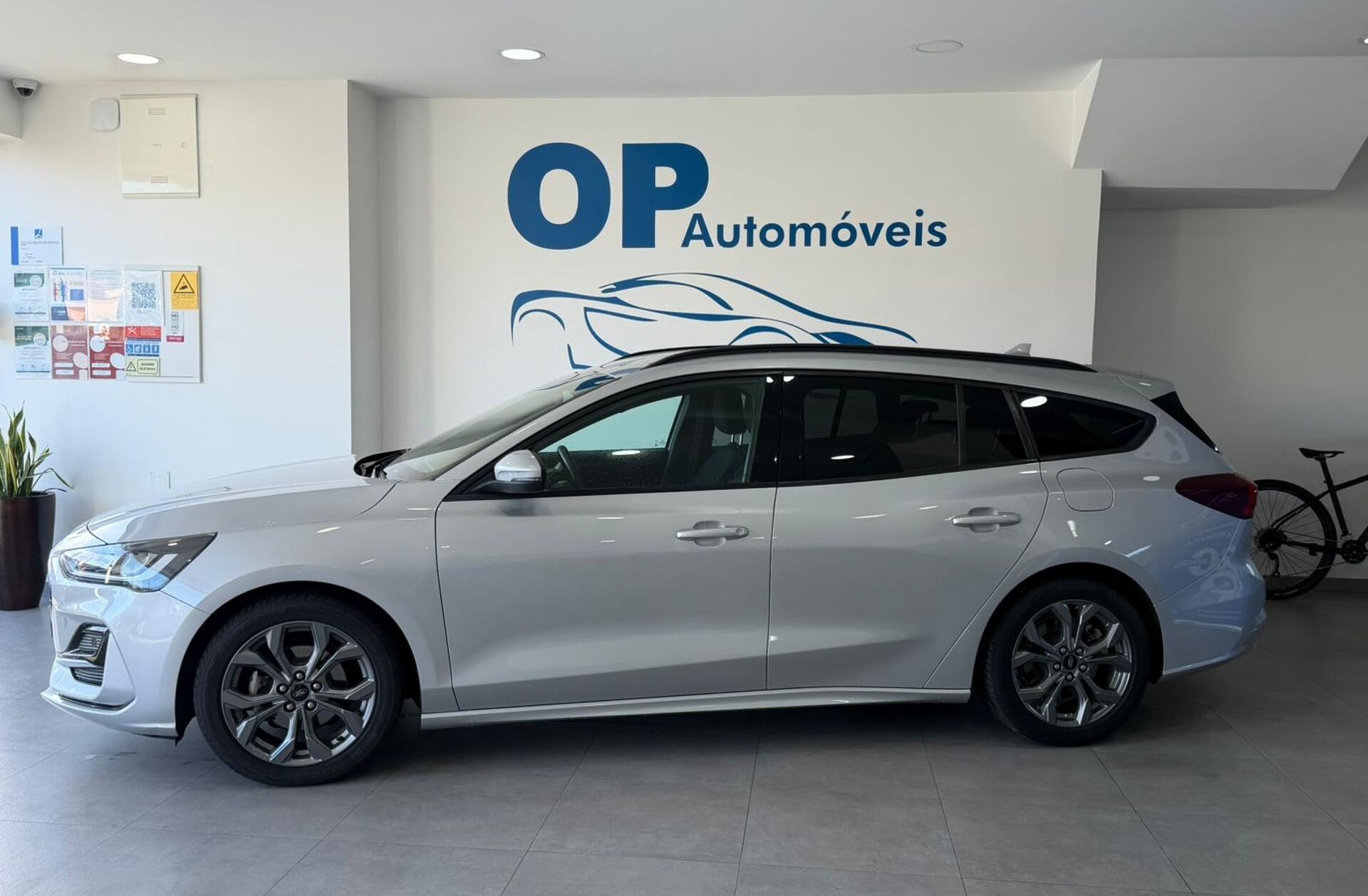 FORD Focus SW 1.0 EcoBoost MHEV ST-Line