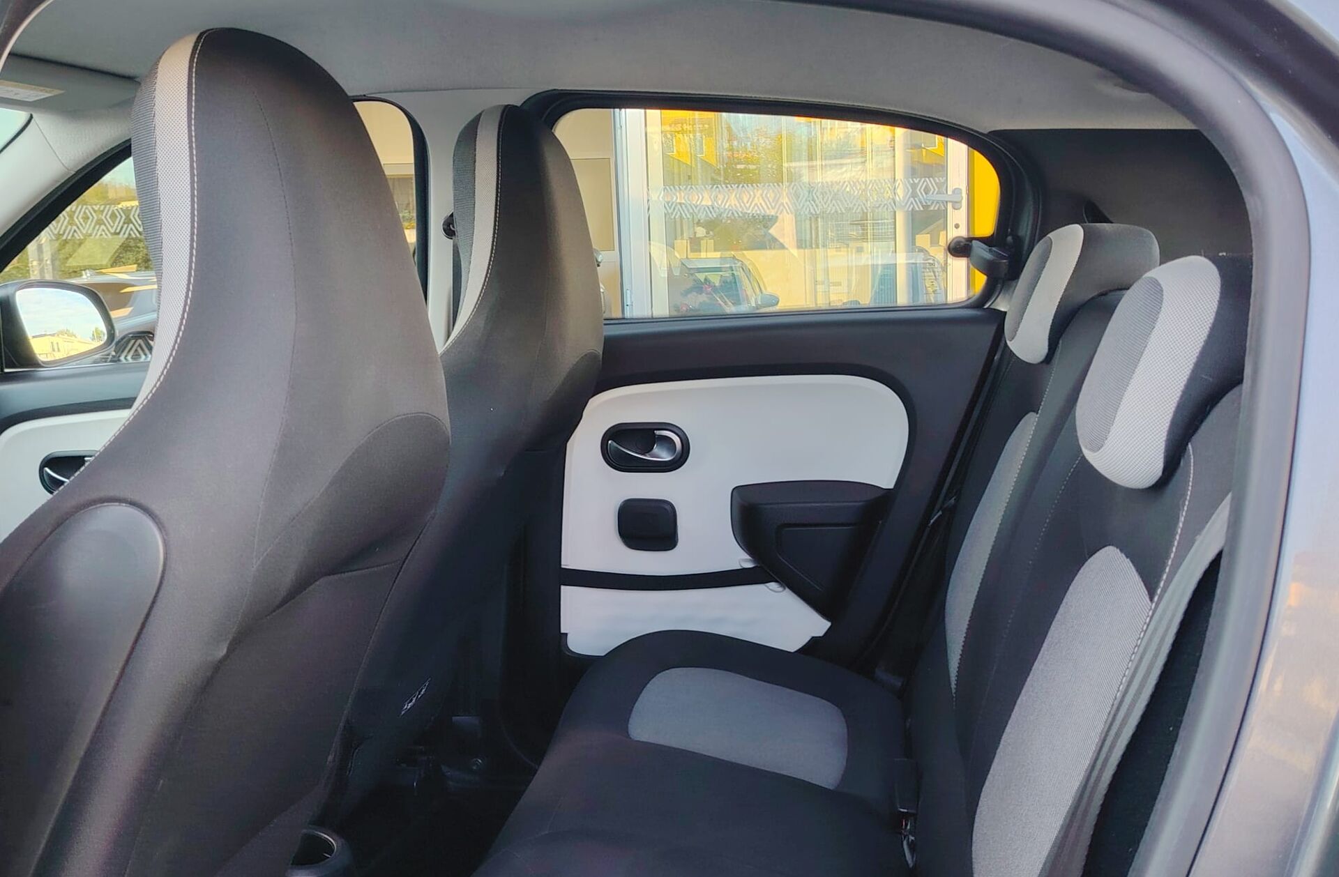 RENAULT Twingo 1.0 SCe Limited