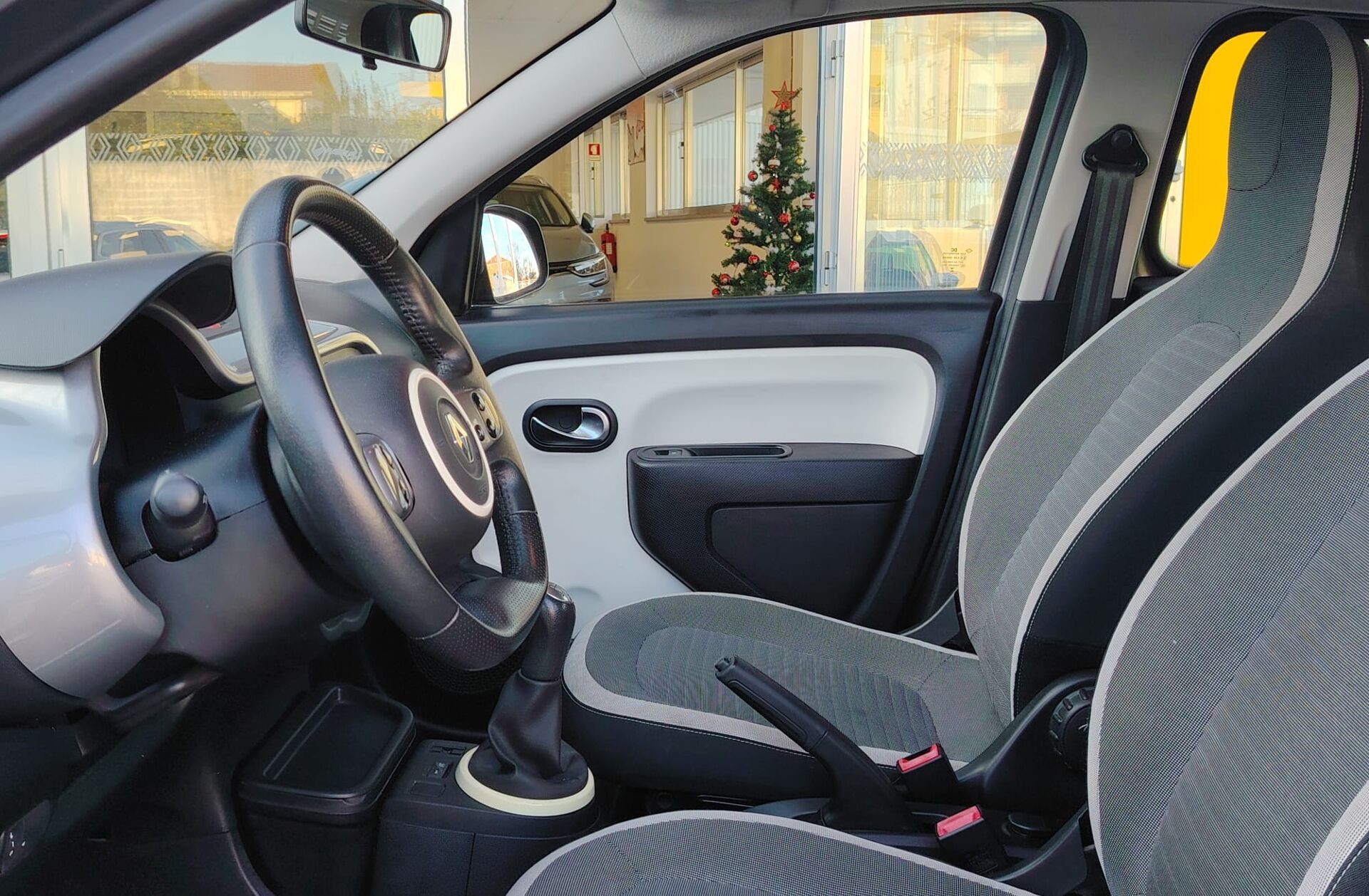 RENAULT Twingo 1.0 SCe Limited