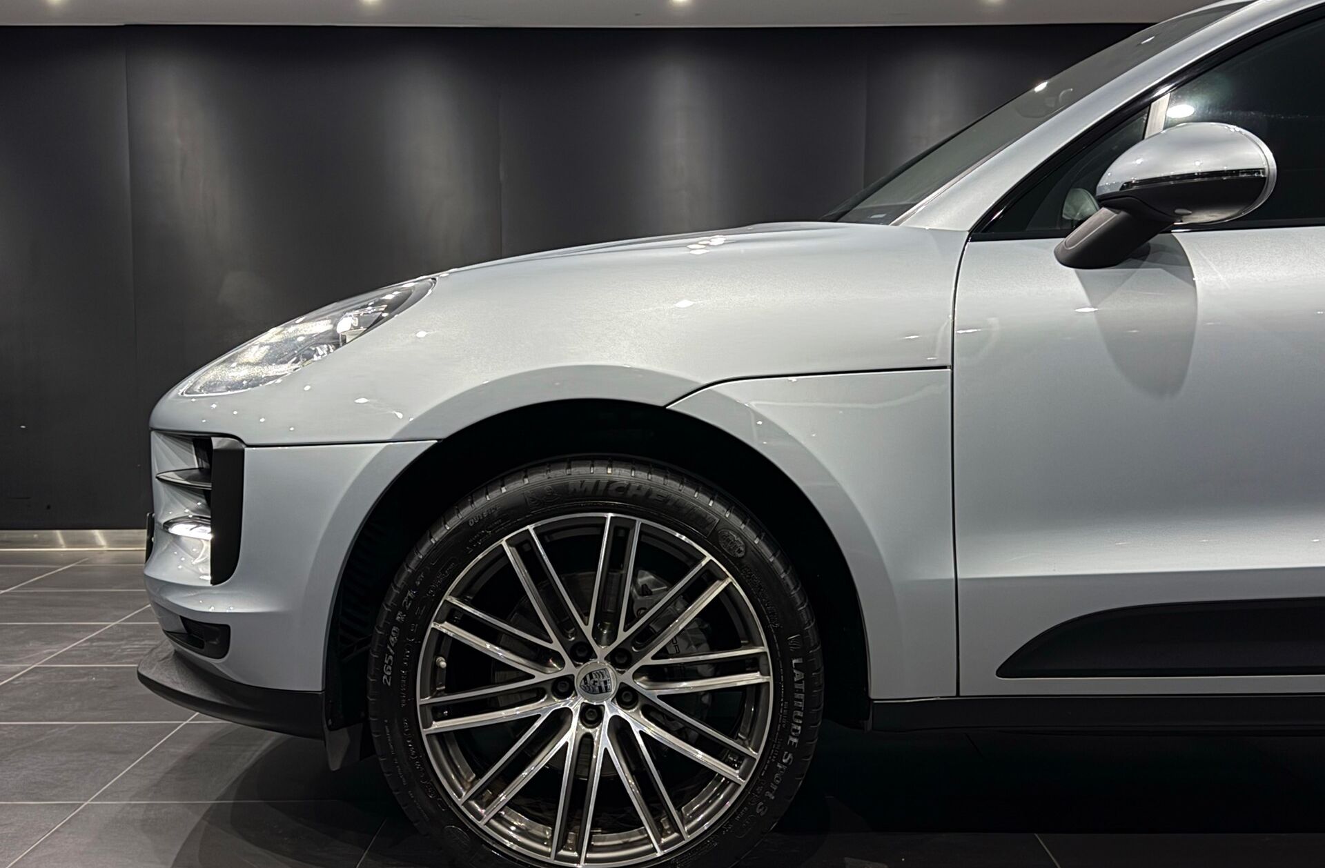 PORSCHE Macan Macan