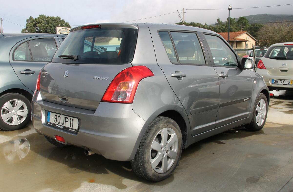 SUZUKI Swift 1.3 DDiS GL