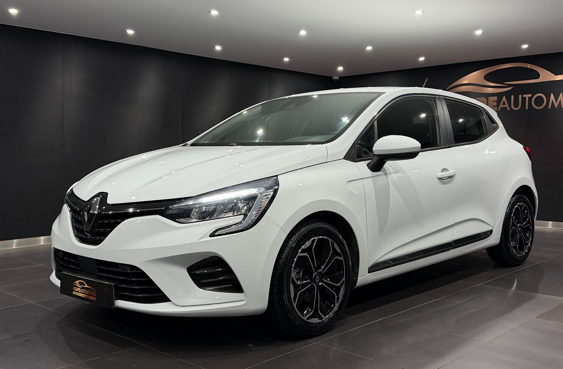 RENAULT Clio 1.0 TCe Intens