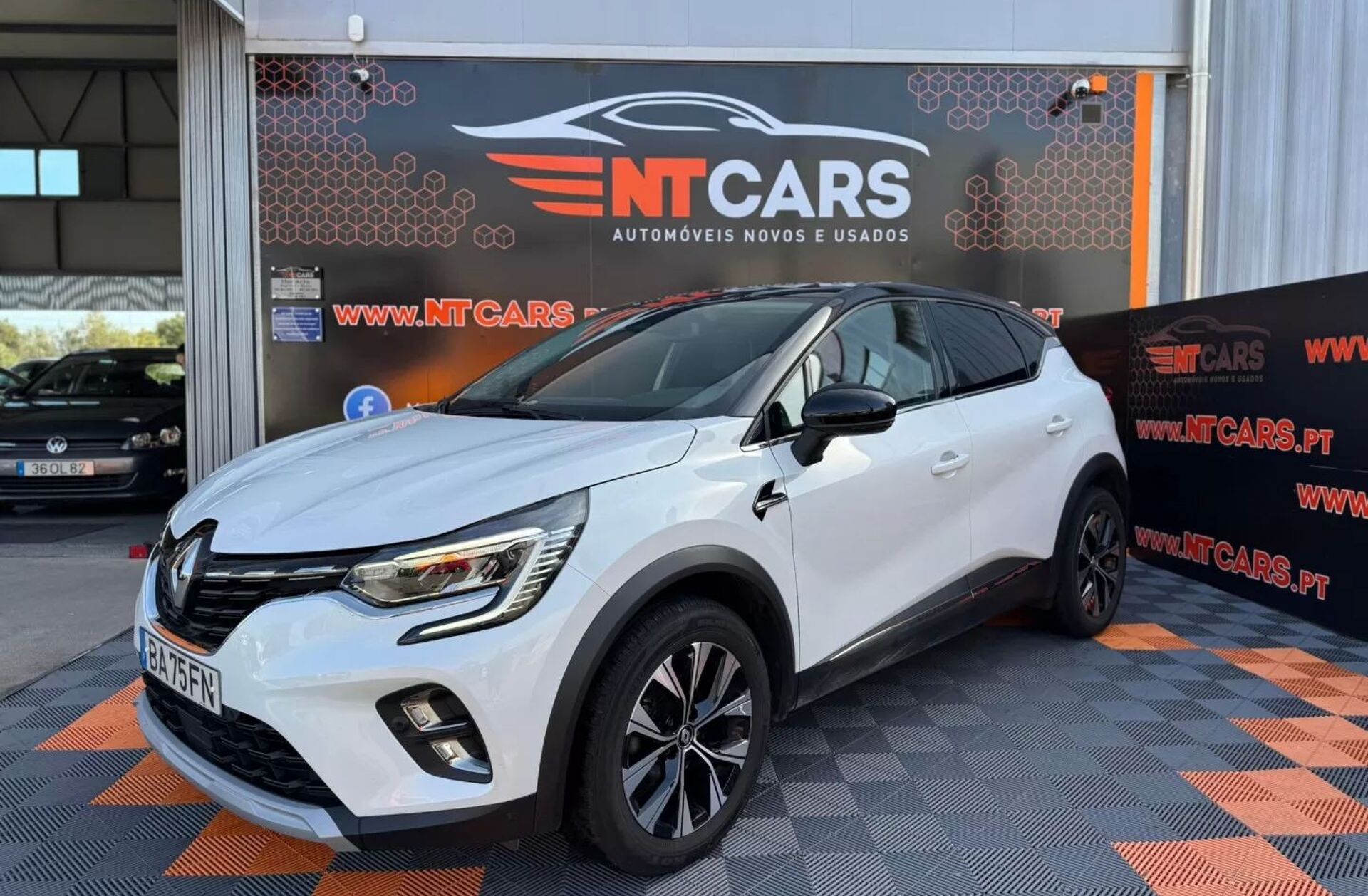 RENAULT Captur 1.0 TCe Intens