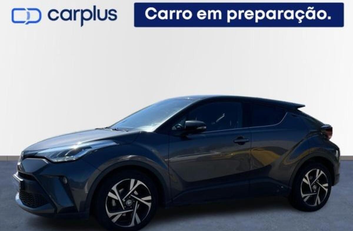 TOYOTA C-HR 1.8 Hybrid Square Collection