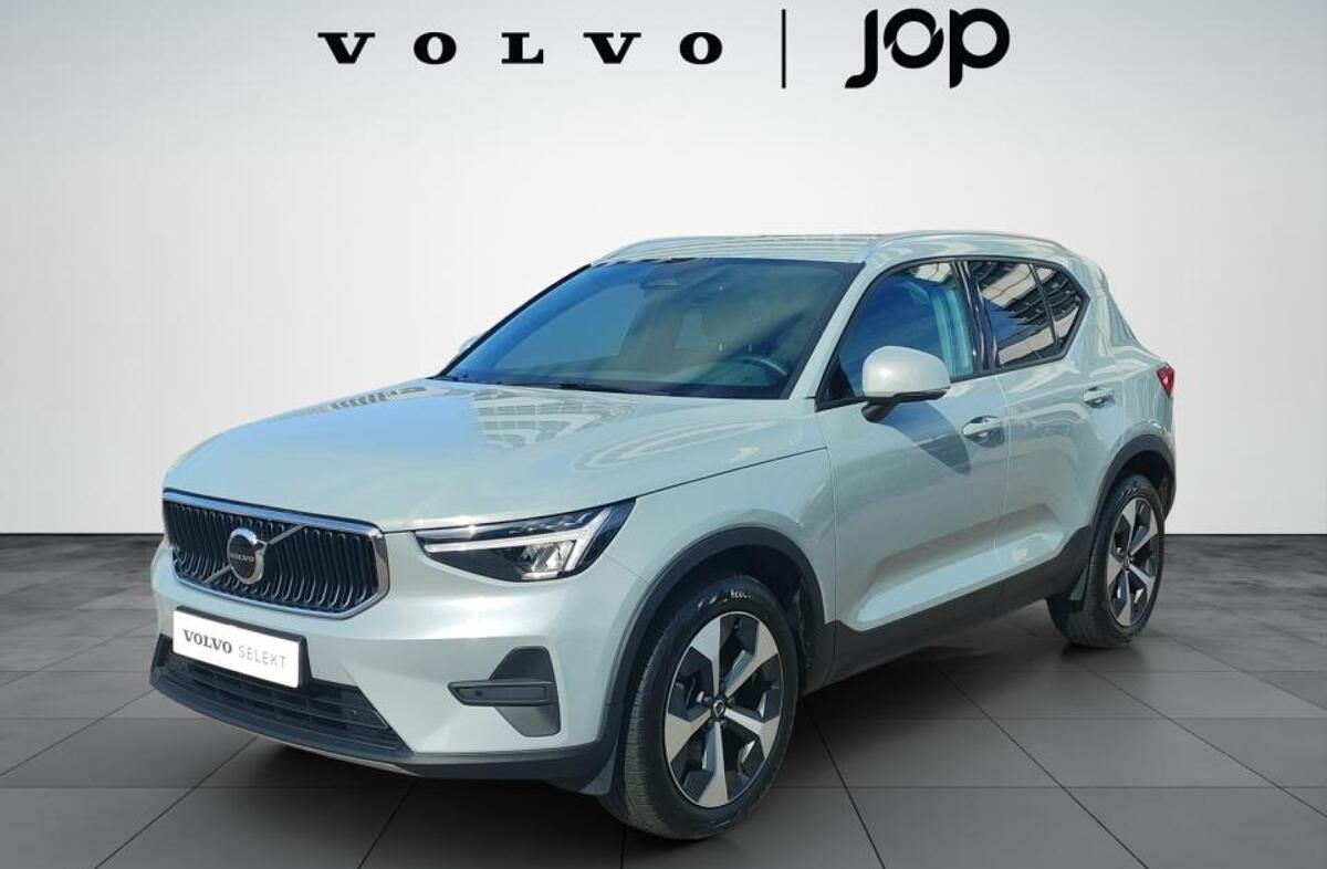 VOLVO XC40 2.0 B3 Core