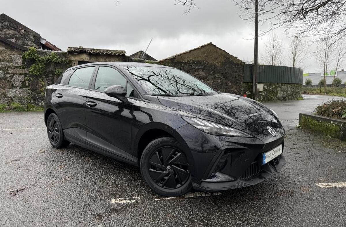 MG MG4 51 kWh Standard