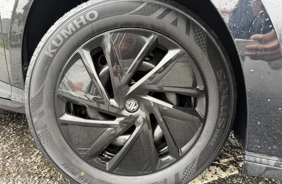 MG MG4 51 kWh Standard