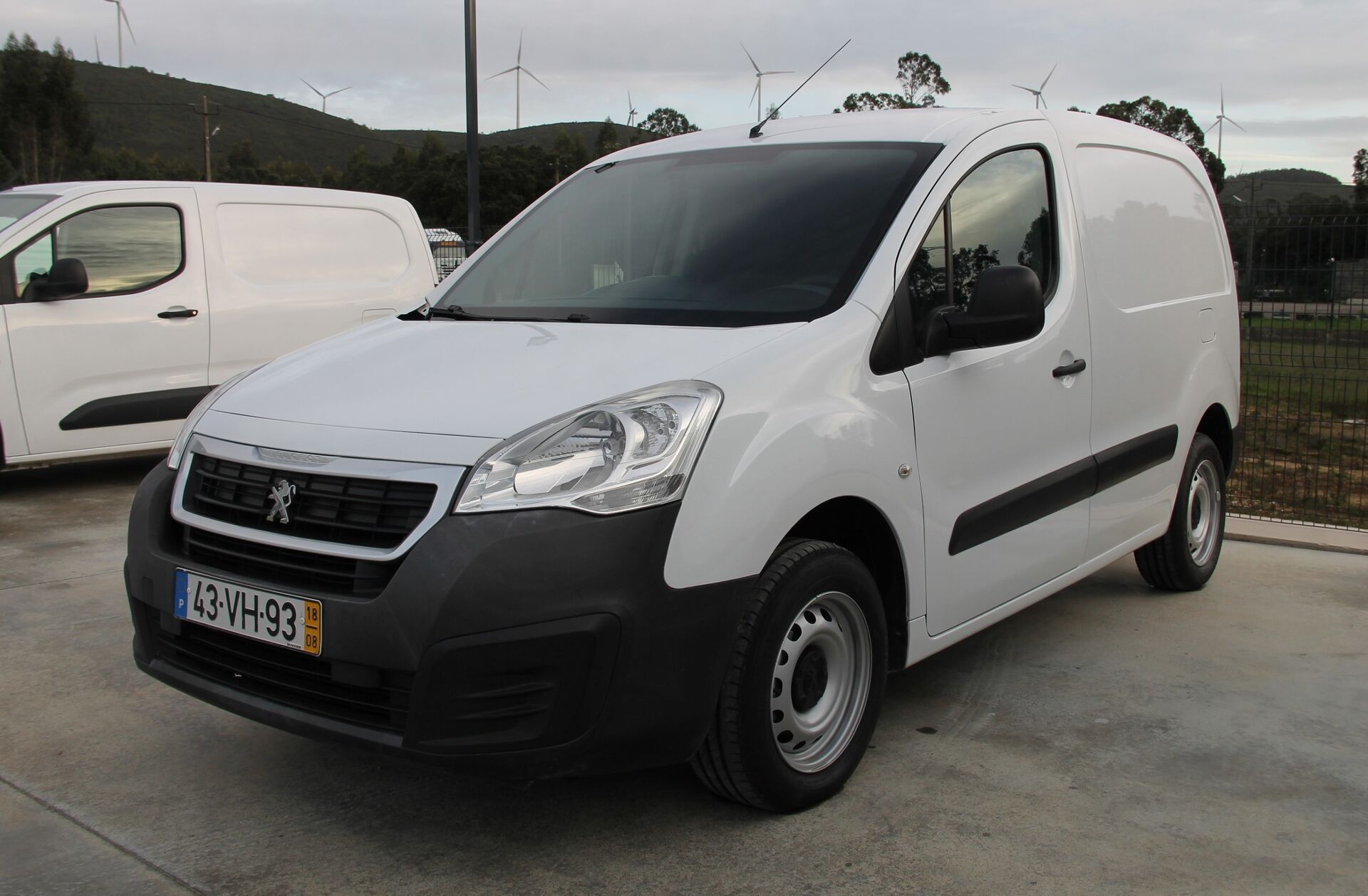 PEUGEOT Partner 1.6 BlueHDi L1 Pro