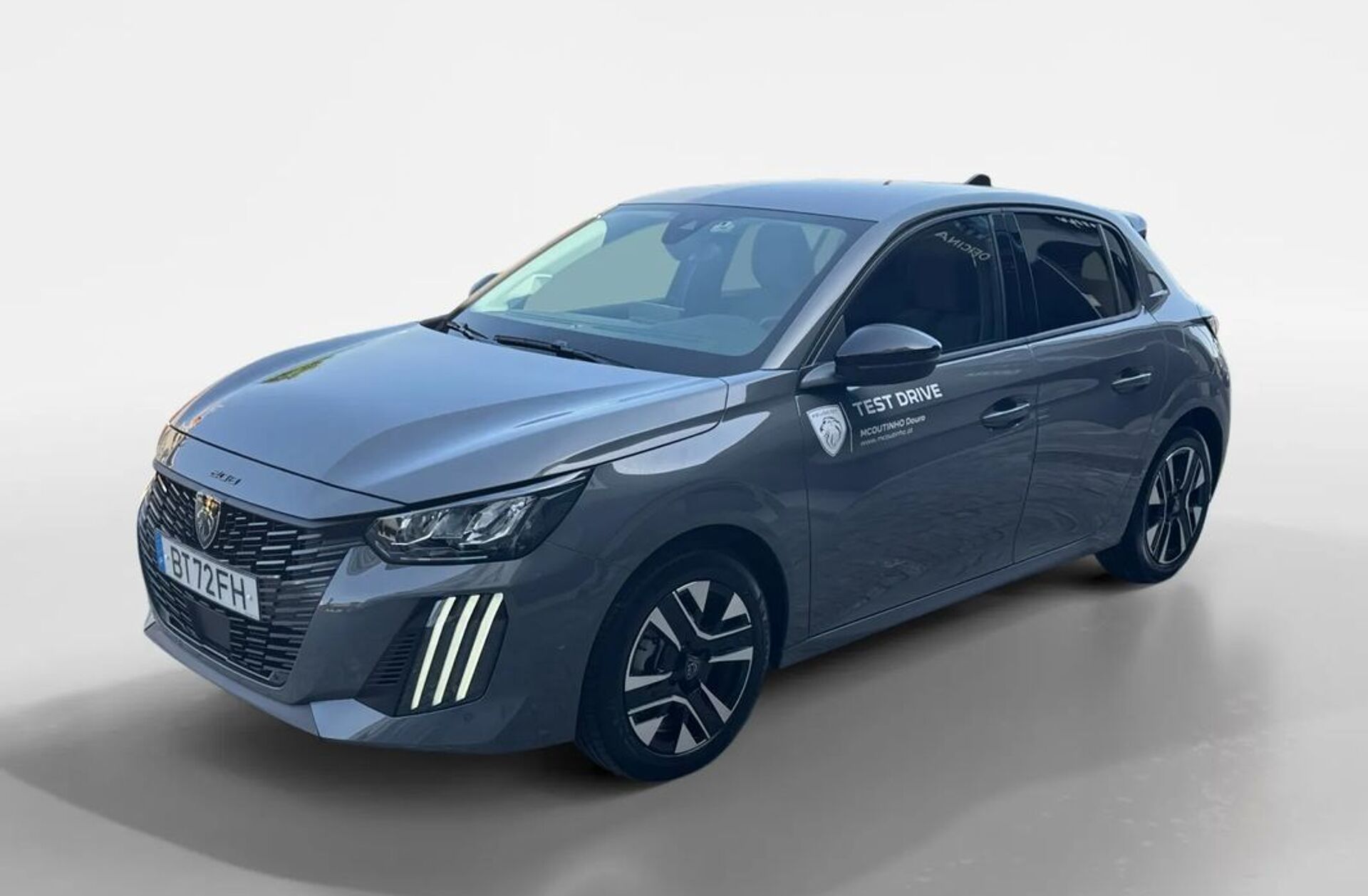 PEUGEOT 208 1.2 Hybrid Allure e-DCS6