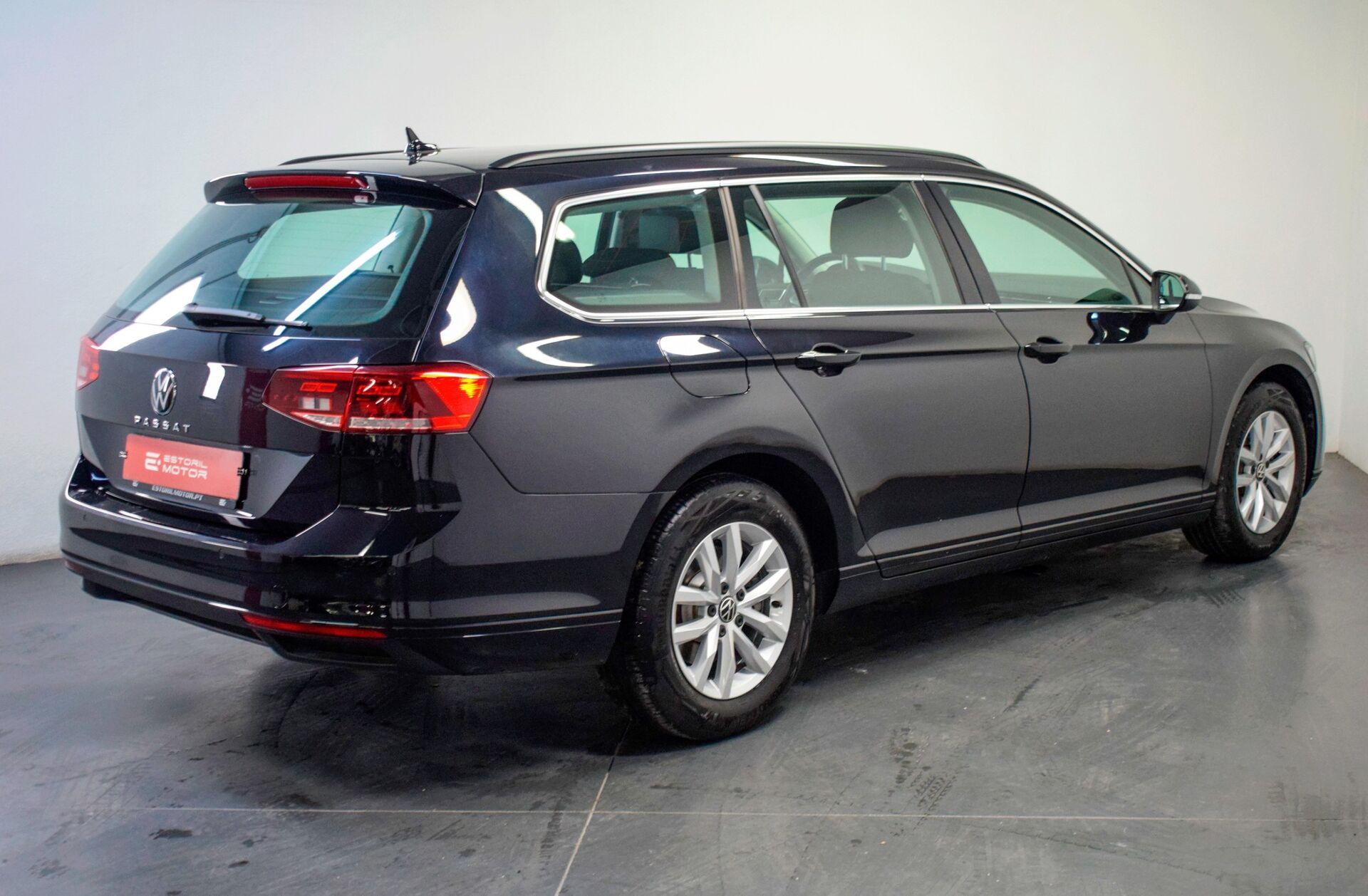 VOLKSWAGEN Passat 1.5 TSI Business