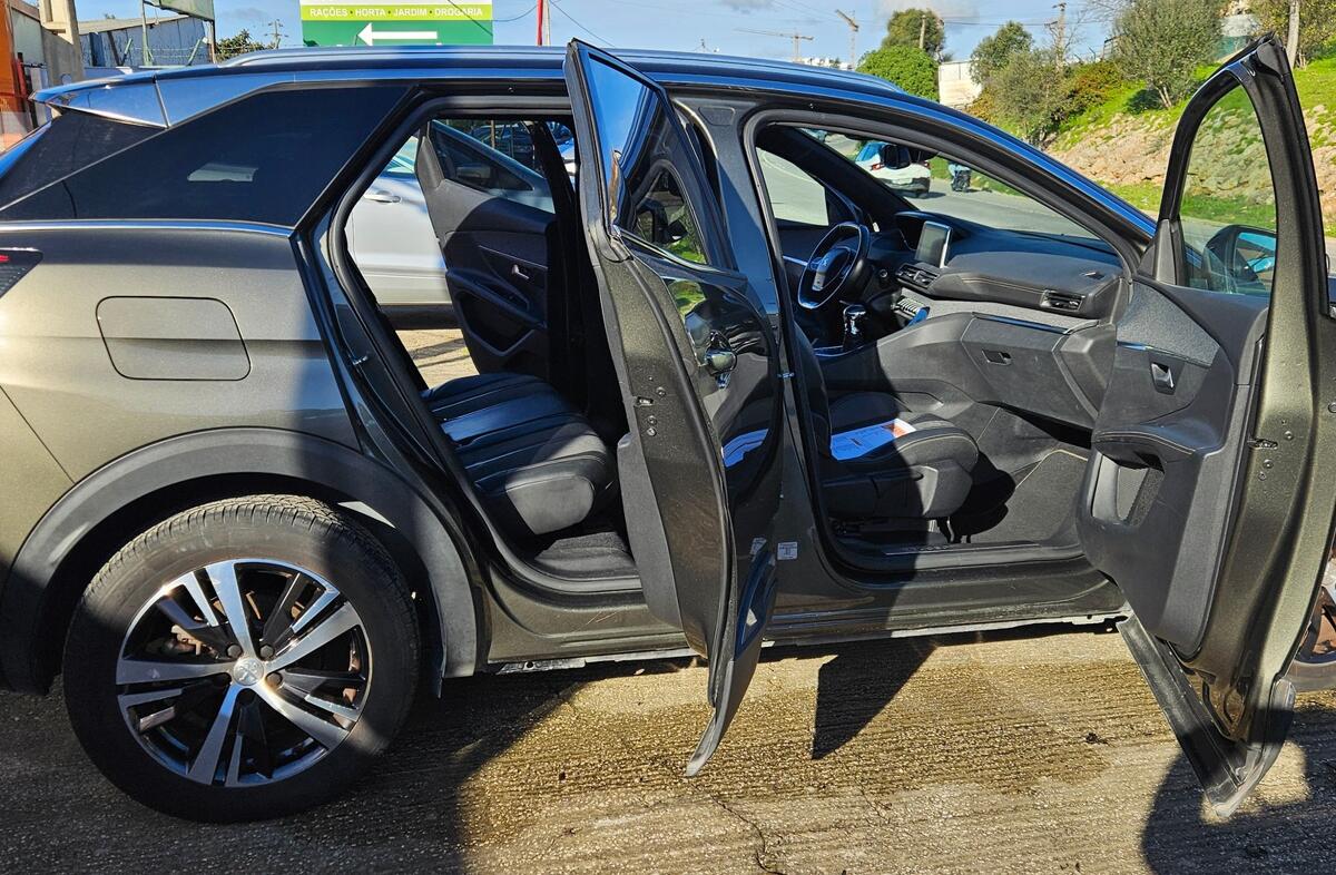 PEUGEOT 3008 1.5 BlueHDi GT Line