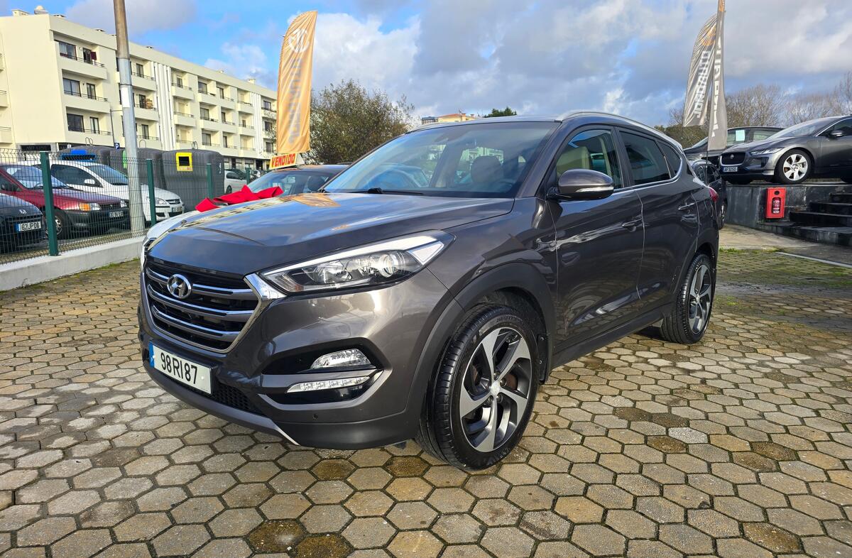 HYUNDAI Tucson 1.7 CRDi Executive