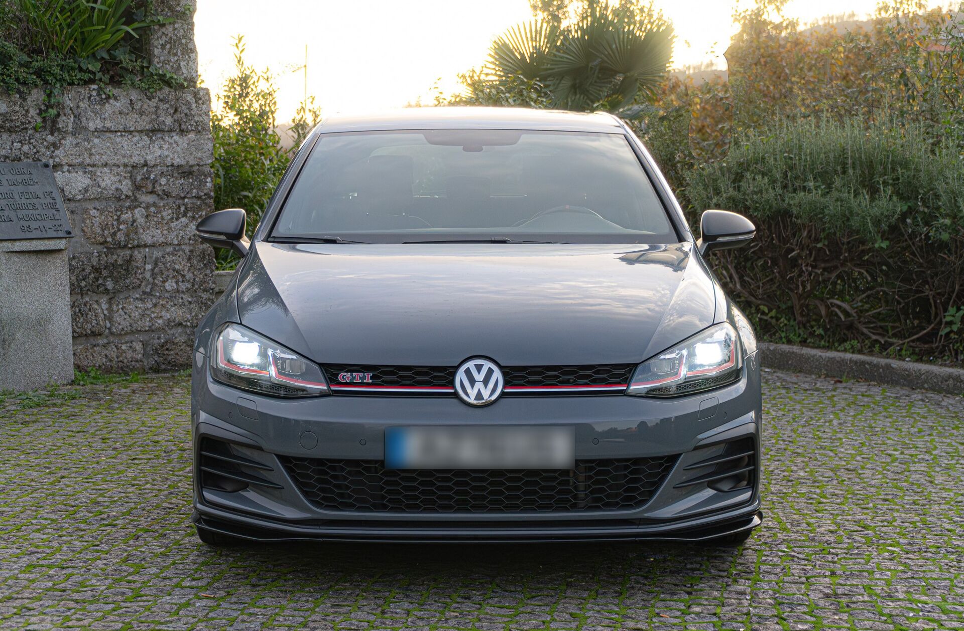 VOLKSWAGEN Golf 2.0 TSI TCR DSG