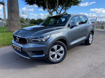 VOLVO XC40 1.5 T3 Momentum Tech Edition