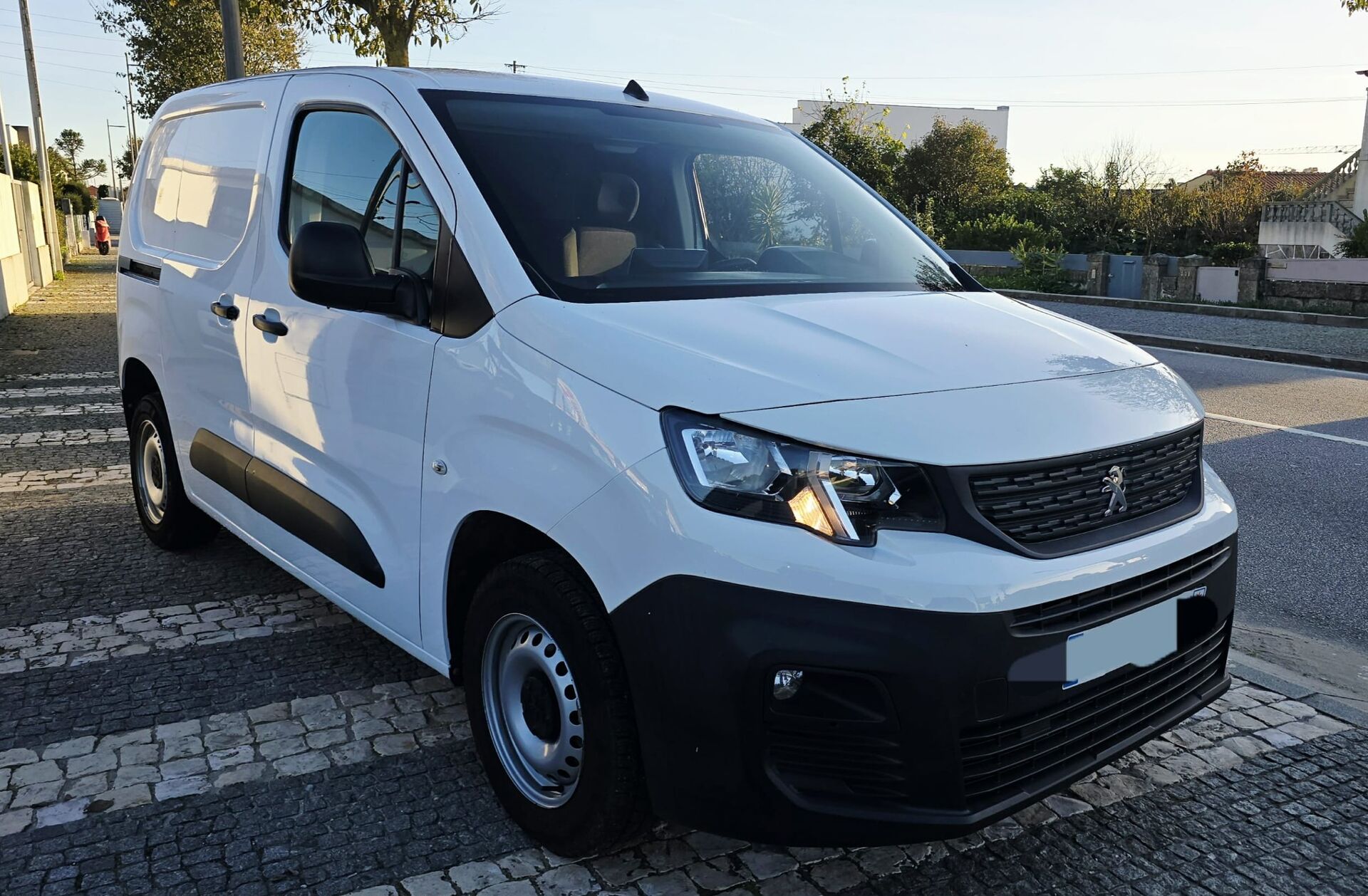 PEUGEOT Partner 1.6 BlueHDi L1 Pro