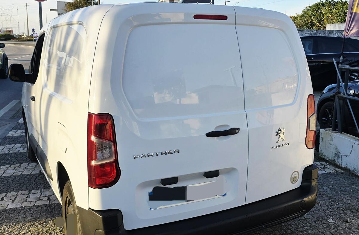 PEUGEOT Partner 1.6 BlueHDi L1 Pro