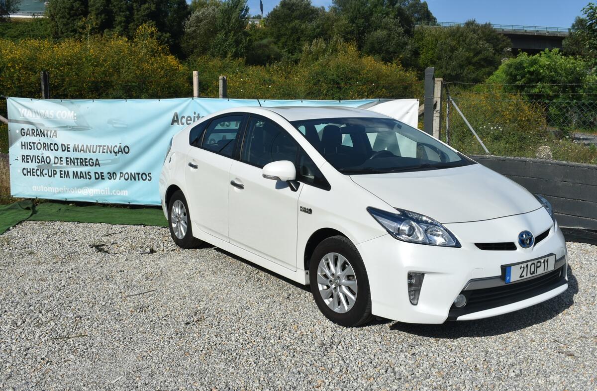 TOYOTA Prius 1.8 Plug-In Touch&Go+