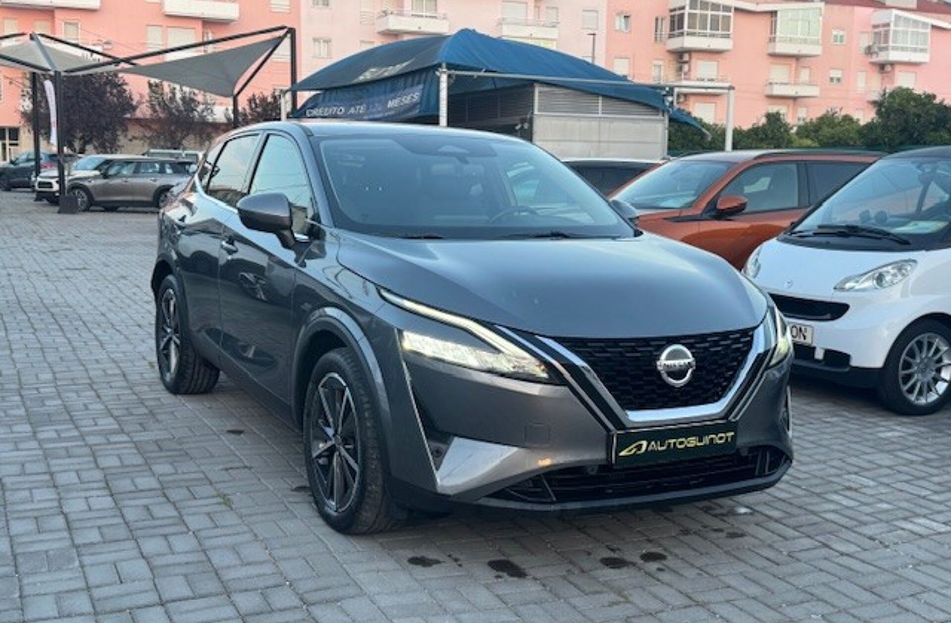 NISSAN Qashqai 1.3 DIG-T N-Connecta Xtronic