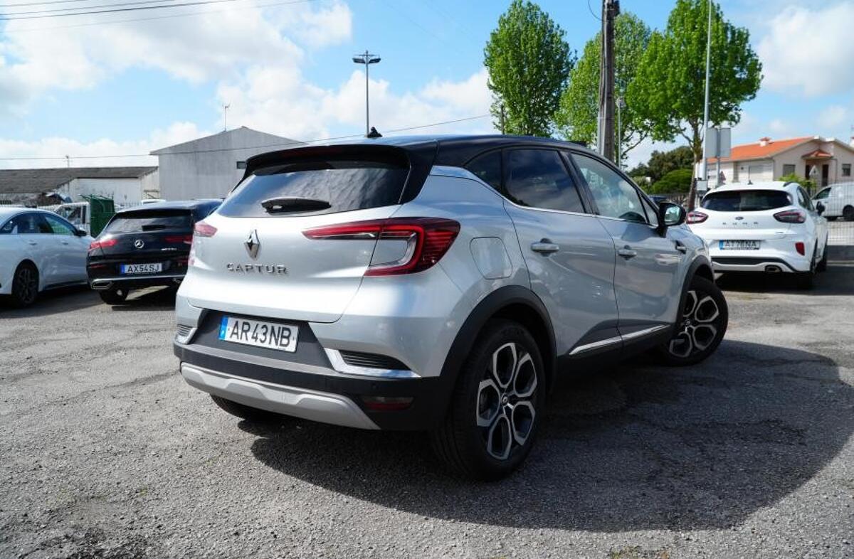 RENAULT Captur 1.0 TCe Intens