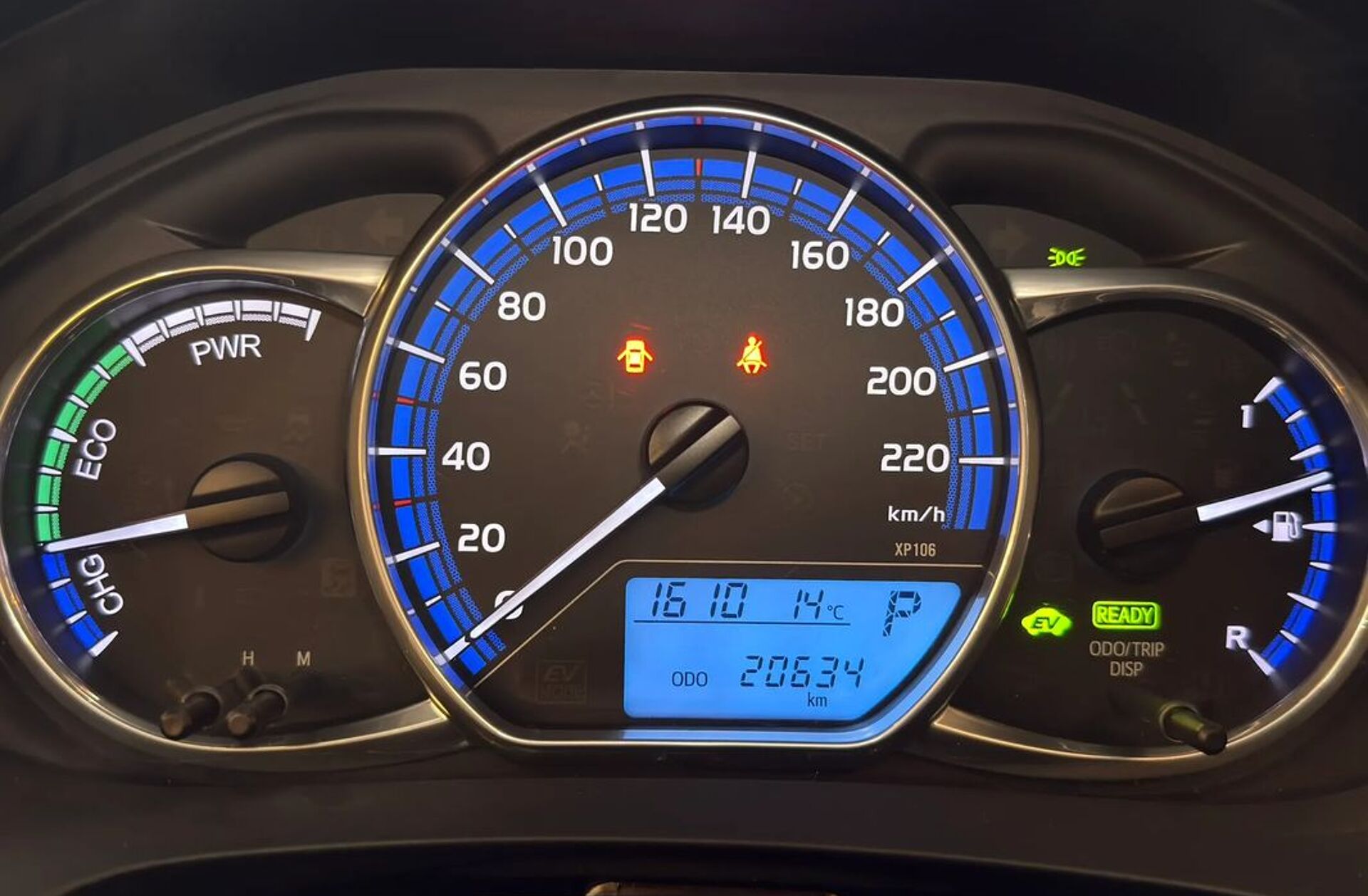 TOYOTA Yaris 1.5 HSD Active