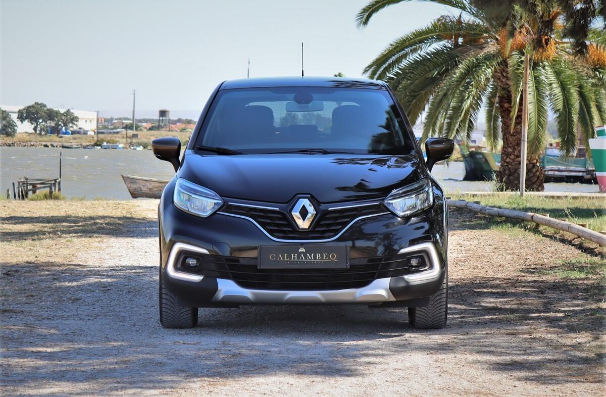 RENAULT Captur 1.2 TCe Initiale Paris EDC