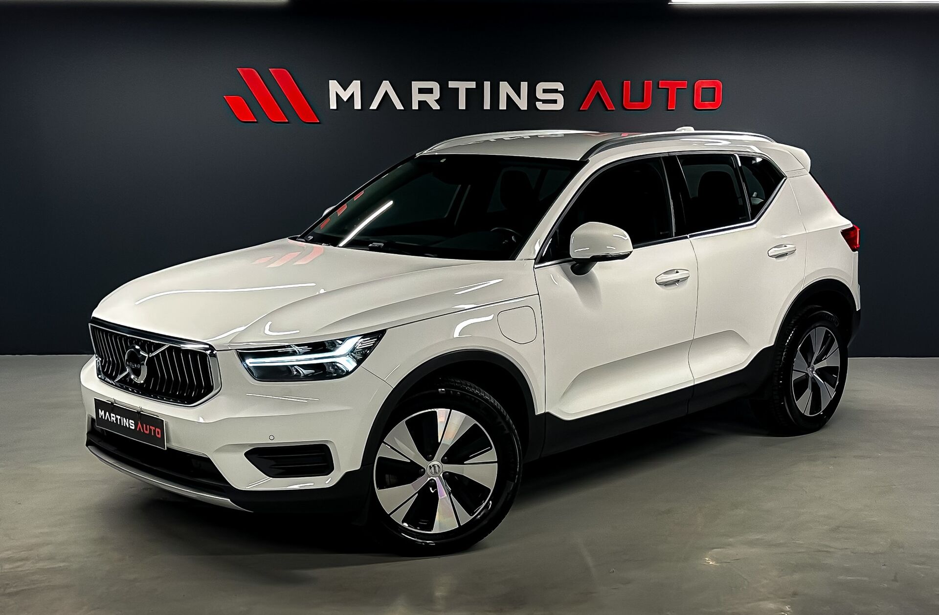 VOLVO XC40 1.5 T4 PHEV Inscription Expression